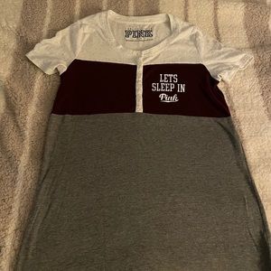 VICTORIA SECRET PINK SLEEP SHIRT XS